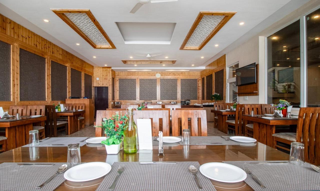 Treebo Premium Queen Of Hills Near Mall Road Mussoorie Exterior foto